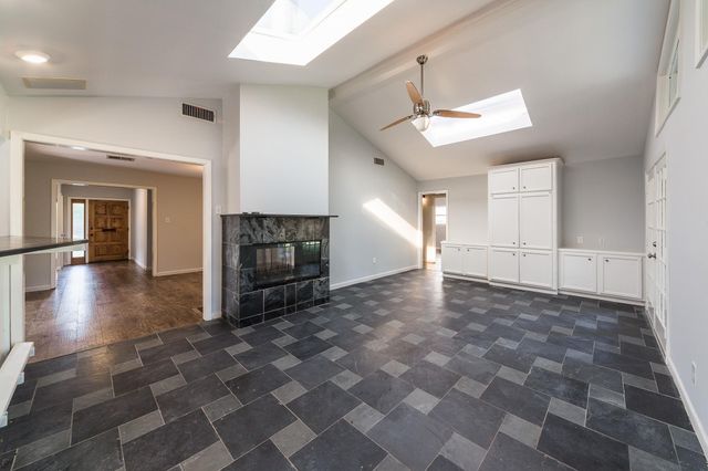 3627 Tartan Lane, Houston, TX 77025