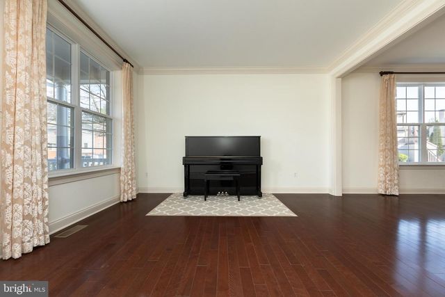 215 N VAN BUREN ST, Rockville, MD 20850