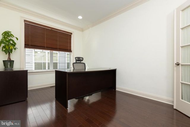 215 N VAN BUREN ST, Rockville, MD 20850