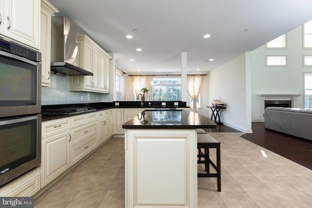 215 N VAN BUREN ST, Rockville, MD 20850