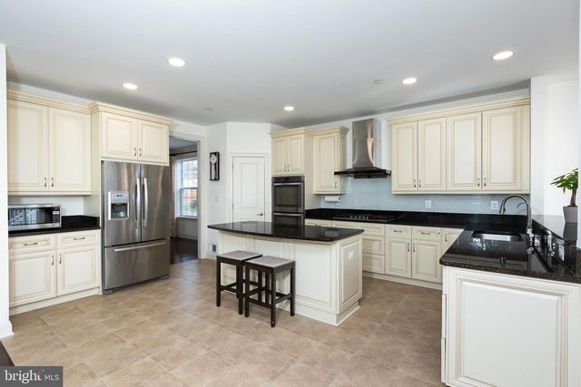 215 N VAN BUREN ST, Rockville, MD 20850