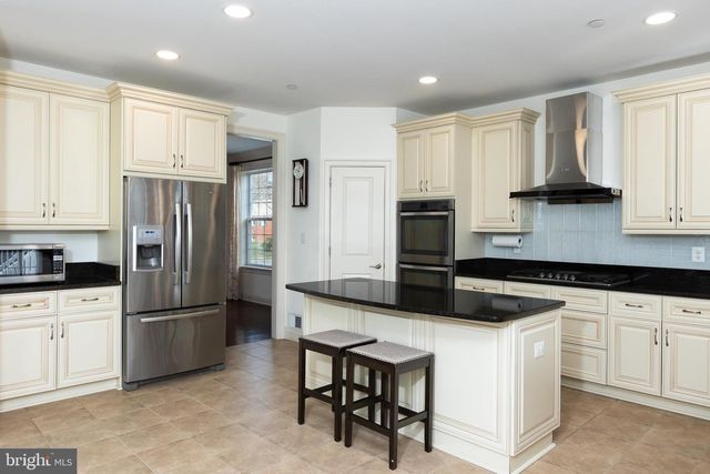 215 N VAN BUREN ST, Rockville, MD 20850