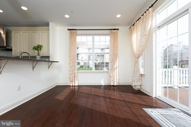 215 N VAN BUREN ST, Rockville, MD 20850