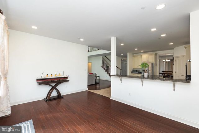 215 N VAN BUREN ST, Rockville, MD 20850