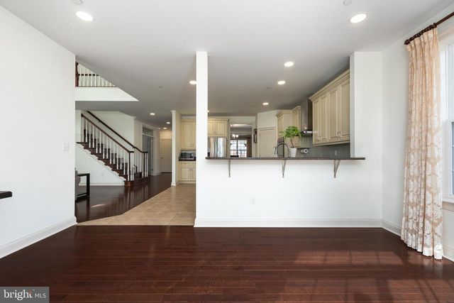 215 N VAN BUREN ST, Rockville, MD 20850