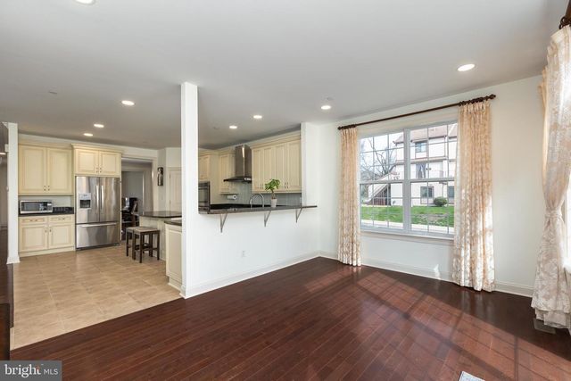 215 N VAN BUREN ST, Rockville, MD 20850