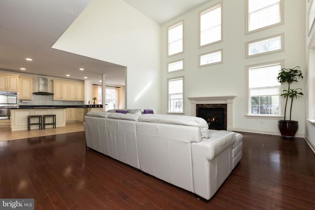 215 N VAN BUREN ST, Rockville, MD 20850