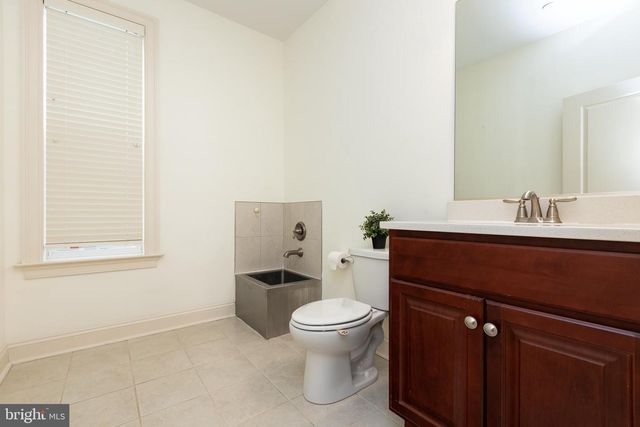 215 N VAN BUREN ST, Rockville, MD 20850