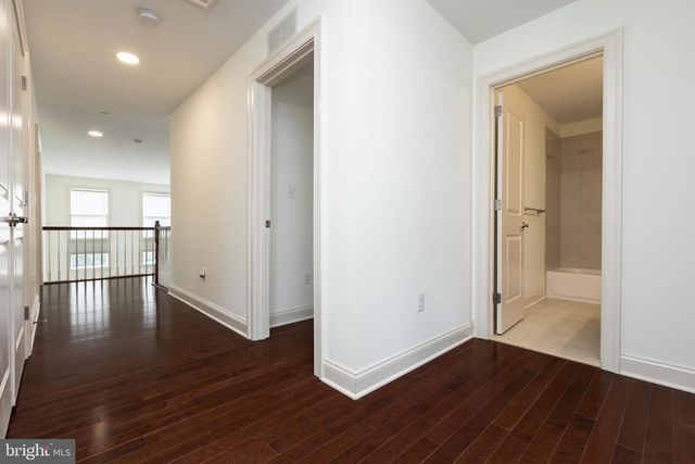 215 N VAN BUREN ST, Rockville, MD 20850