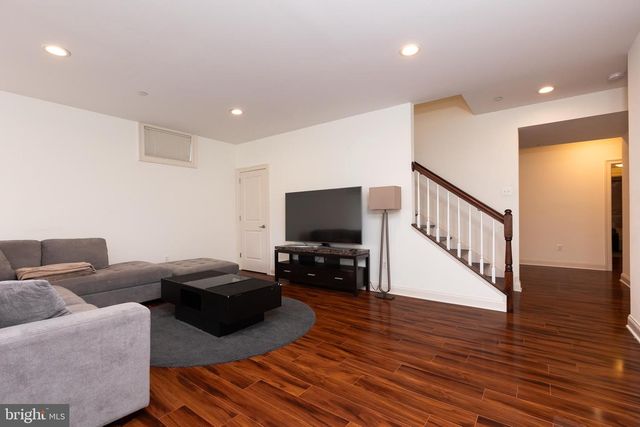 215 N VAN BUREN ST, Rockville, MD 20850