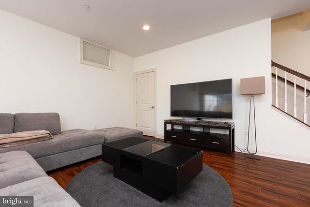 215 N VAN BUREN ST, Rockville, MD 20850