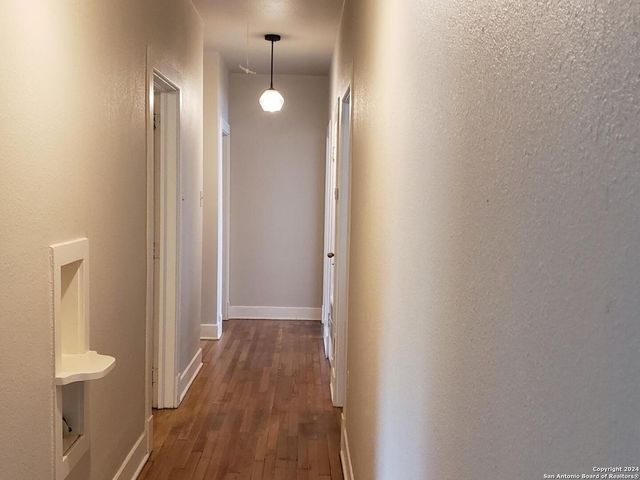 1406 HICKS AVE, San Antonio, TX 78210