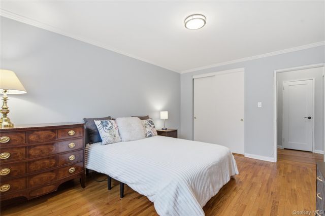 22 Nathan Hale Drive 80A, Huntington, NY 11743