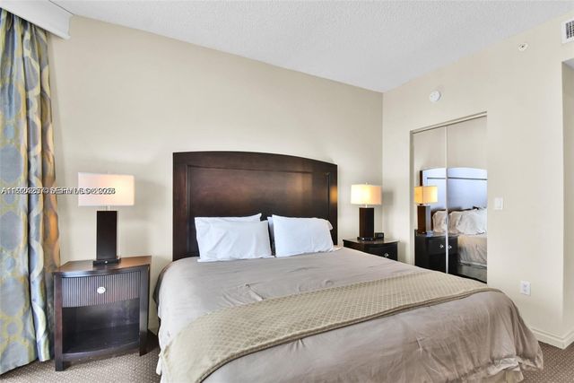 17375 Collins Ave 2706, Sunny Isles Beach, FL 33160