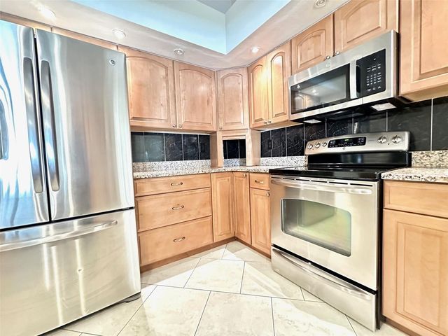 1533 CUMBERLAND COURT W, Palm Harbor, FL 34683