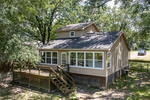 134 Meandering Way, Mabank, TX 75156