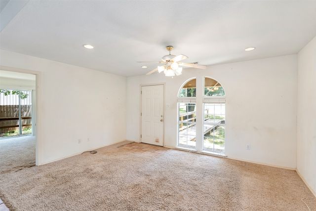 134 Meandering Way, Mabank, TX 75156