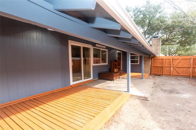 7206 La Granada Drive, Houston, TX 77083