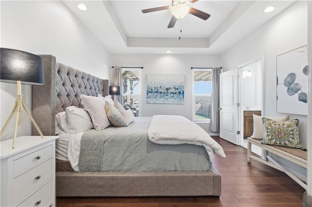 647 SW Crestview Drive, Grain Valley, MO 64029