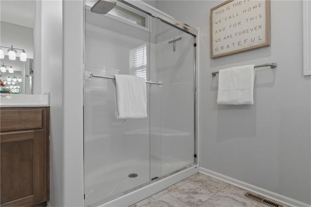 647 SW Crestview Drive, Grain Valley, MO 64029