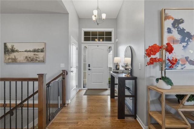 647 SW Crestview Drive, Grain Valley, MO 64029