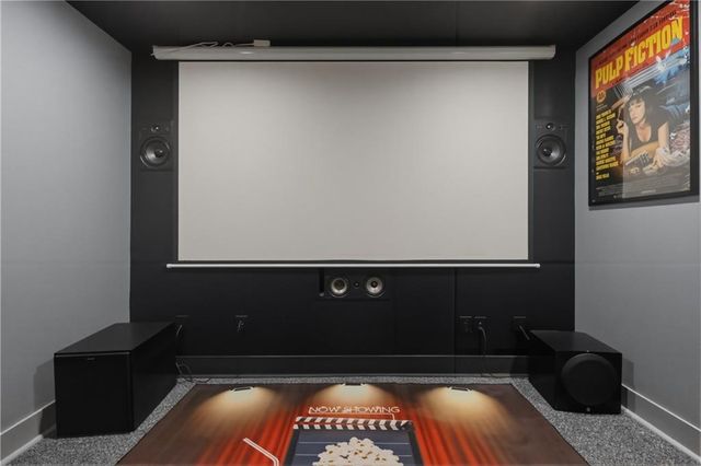 647 SW Crestview Drive, Grain Valley, MO 64029