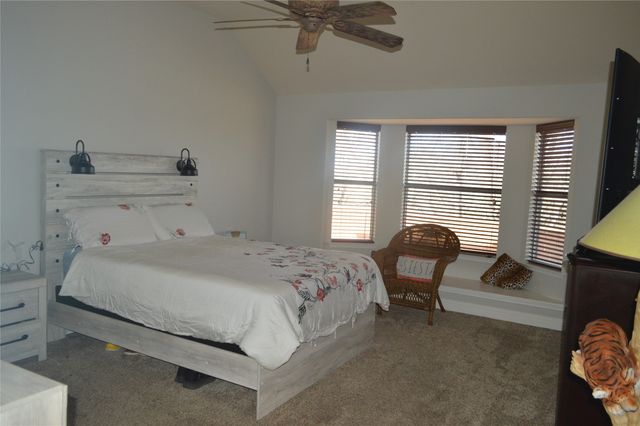 3965 Hunter Peak Road, Fort Worth, TX 76262