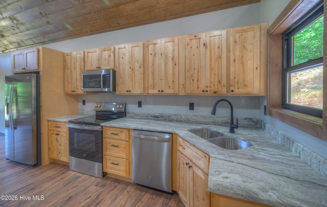 243 Butterball Boulevard, Murphy, NC 28906