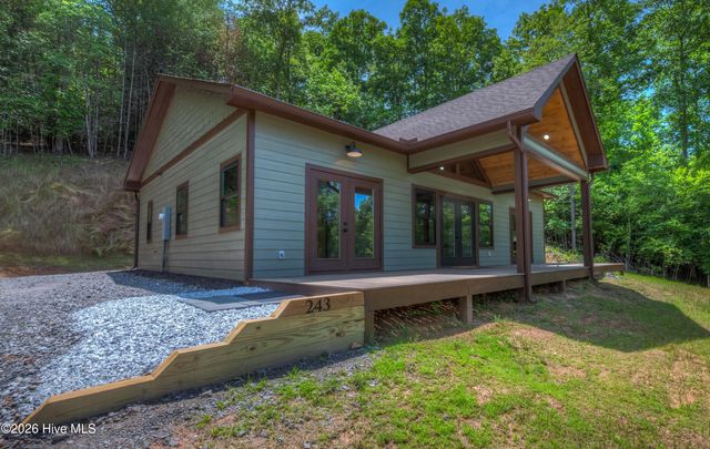 243 Butterball Boulevard, Murphy, NC 28906
