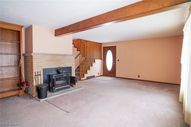 11 Pacific Road NE, Carrollton, OH 44615