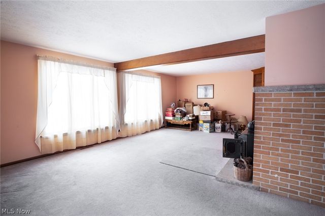 11 Pacific Road NE, Carrollton, OH 44615