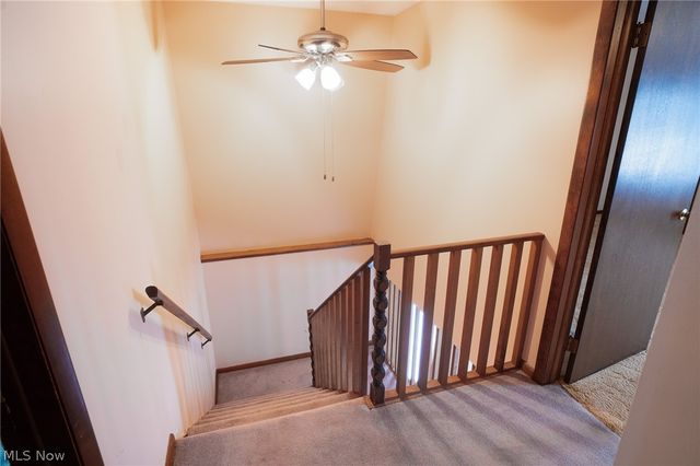 11 Pacific Road NE, Carrollton, OH 44615