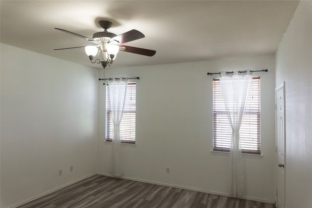 10120 Sourwood Drive, Fort Worth, TX 76244