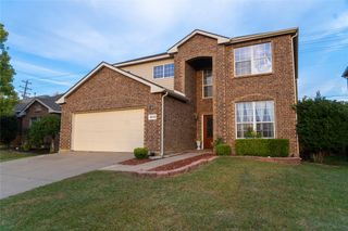 10120 Sourwood Drive, Fort Worth, TX 76244