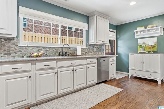 1800 LAUREL ROAD, Vestavia Hills, AL 35216