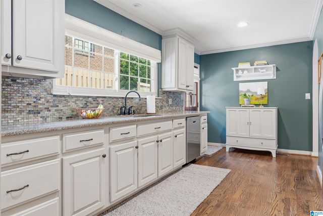 1800 LAUREL ROAD, Vestavia Hills, AL 35216