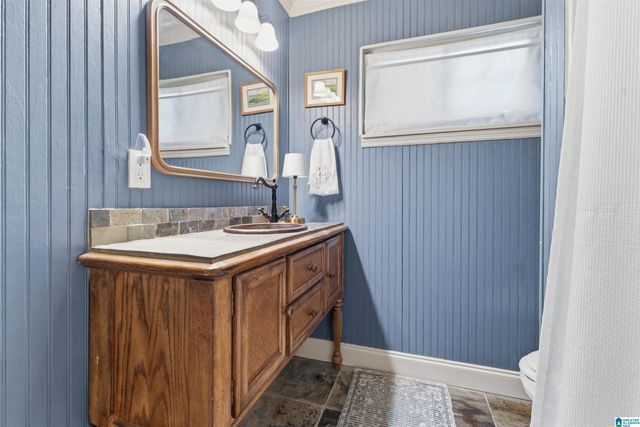 1800 LAUREL ROAD, Vestavia Hills, AL 35216