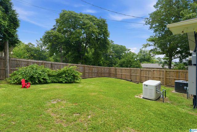 1800 LAUREL ROAD, Vestavia Hills, AL 35216