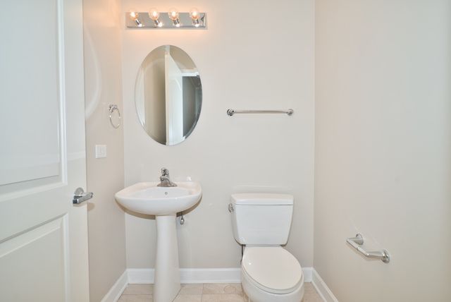 450 E Waterside Drive 403, Chicago, IL 60601