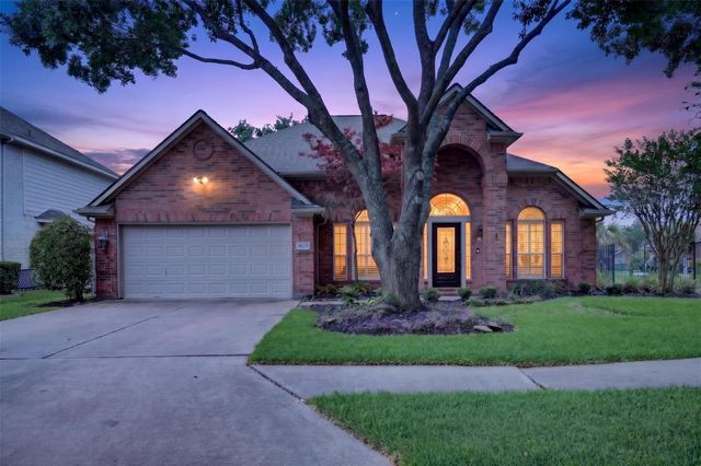 16315 Cliff Haven Drive, Houston, TX 77095