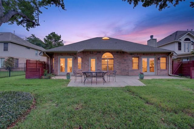 16315 Cliff Haven Drive, Houston, TX 77095