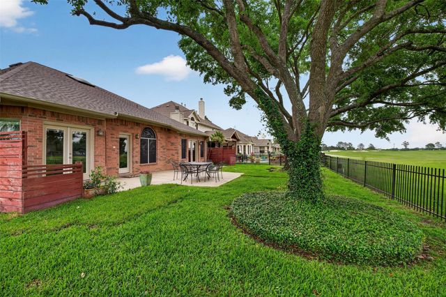 16315 Cliff Haven Drive, Houston, TX 77095