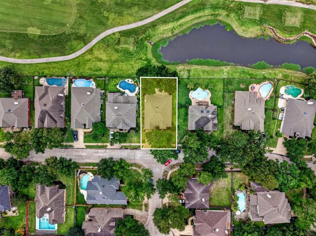 16315 Cliff Haven Drive, Houston, TX 77095