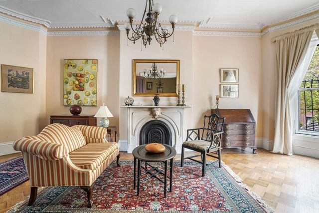 108 Pembroke St, Boston, MA 02118