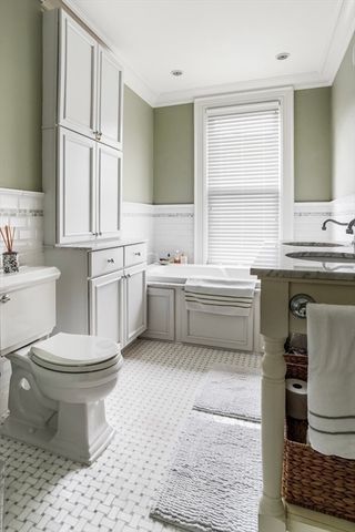 108 Pembroke St, Boston, MA 02118