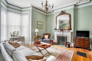 108 Pembroke St, Boston, MA 02118