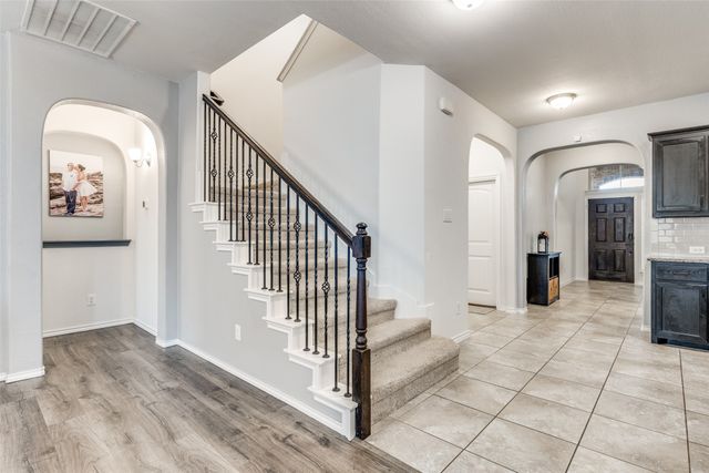 15748 Prairie Grass Lane, Fort Worth, TX 76177