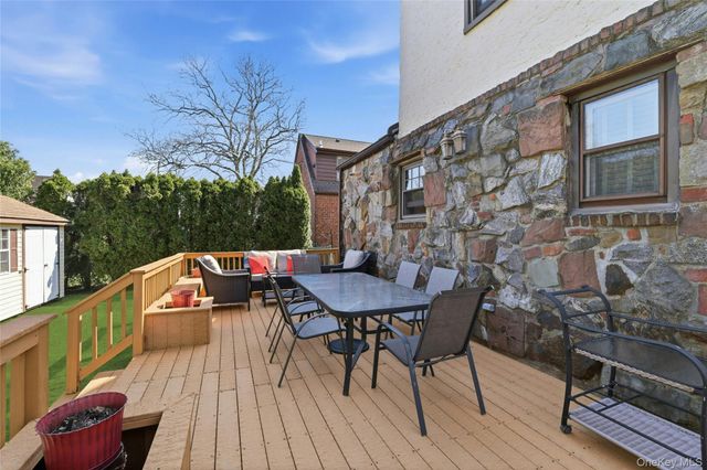 628 Concord Avenue, Williston Park, NY 11596