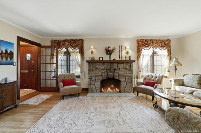 628 Concord Avenue, Williston Park, NY 11596