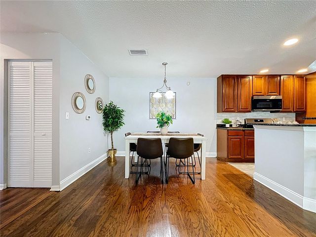 810 ISLAND WALK DRIVE 810, Tampa, FL 33602